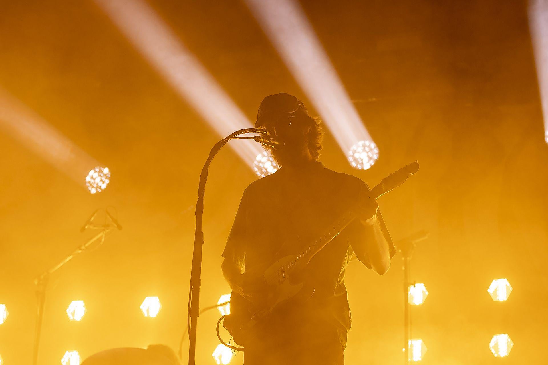 Sexy Zebras llenan de caos controlado Sagüés