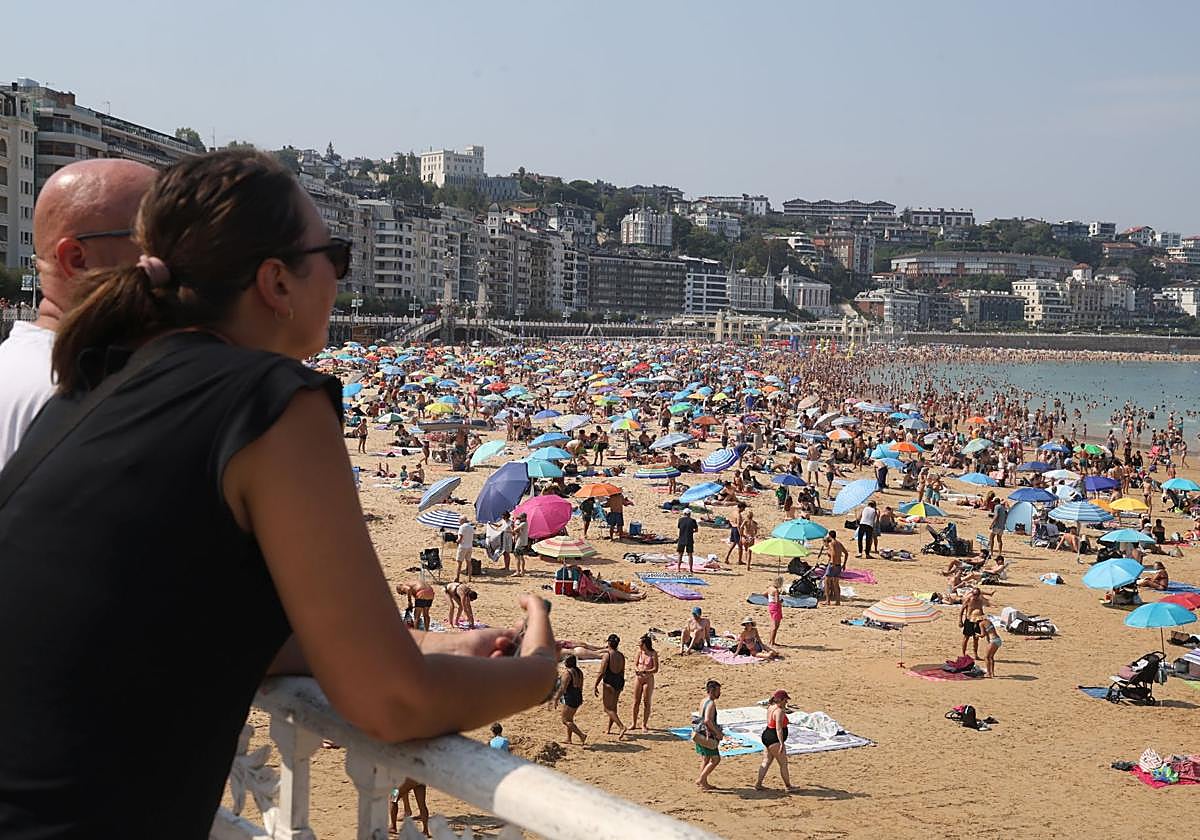 La ola de calor asfixia Donostia