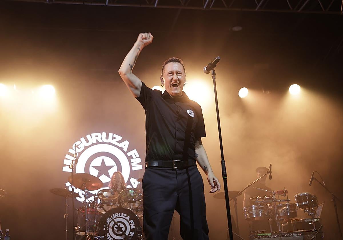 Fermin Muguruza entusiasma en Irun