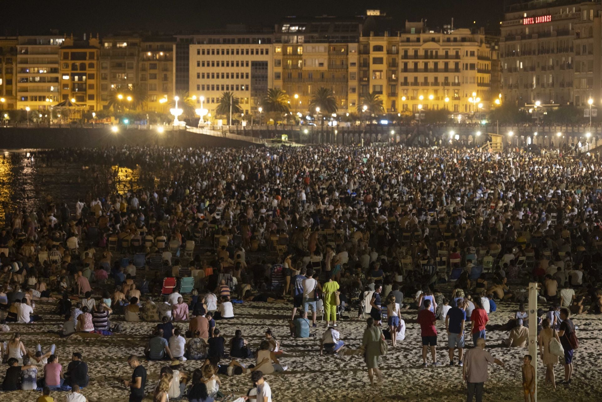 Pirotecnia Valenciana, maestría en el diseño de espectáculos llenos de ritmo, color y tradición