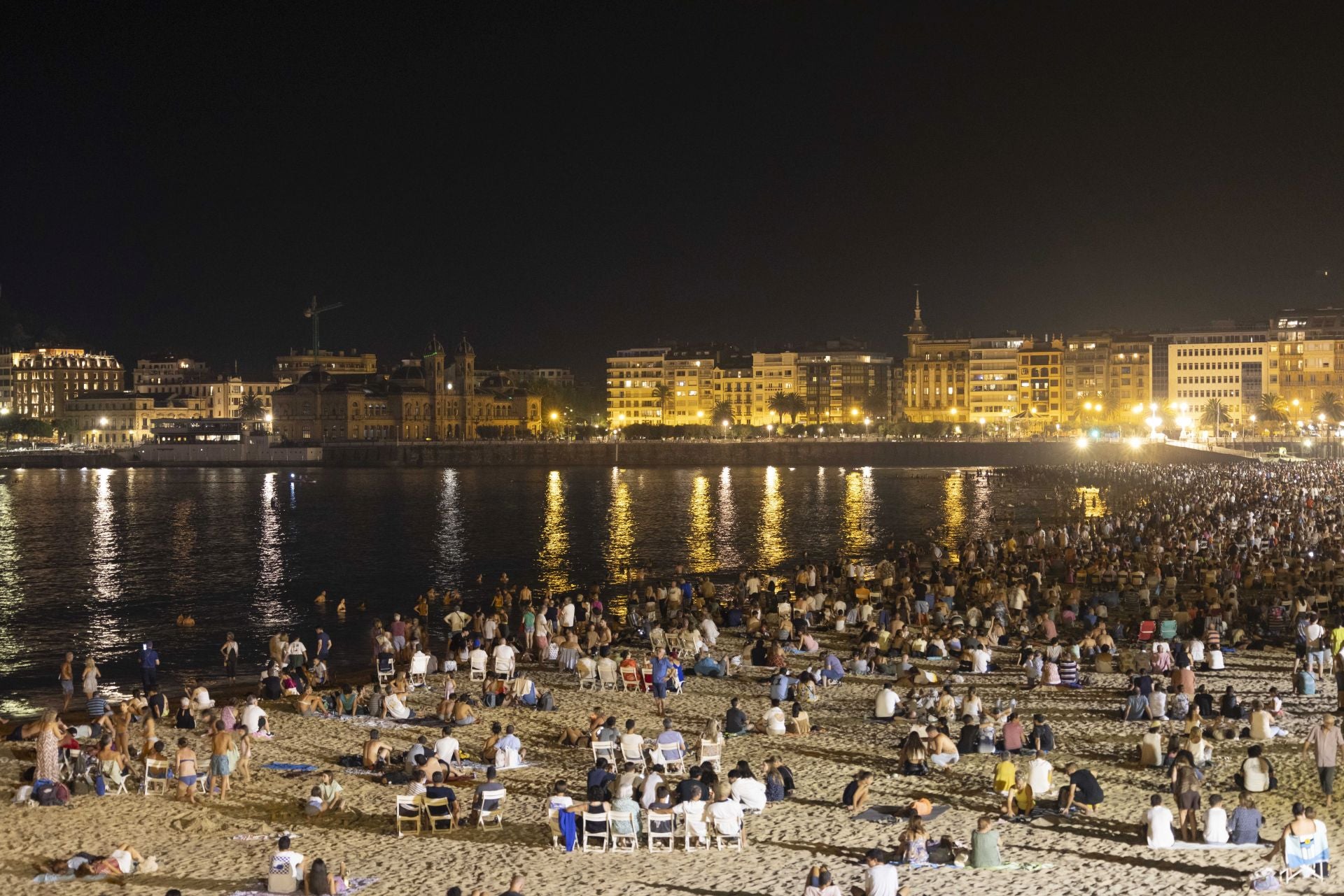 Pirotecnia Valenciana, maestría en el diseño de espectáculos llenos de ritmo, color y tradición