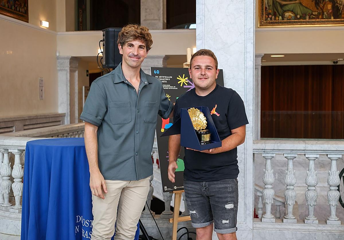 Pirotecnia Valenciana se lleva la Concha de Oro del concurso de fuegos artificiales de San Sebastián