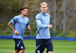 Orri Oskarsson durante un entrenamiento en Zubieta.