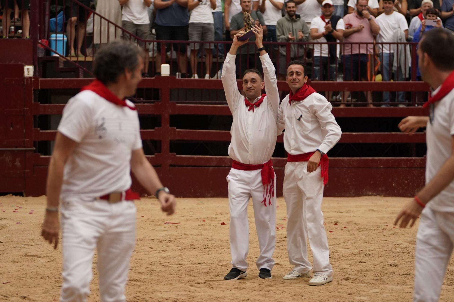 Novillada en el último día de San Roke