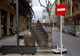 Terrazas en el barrio de Gros.