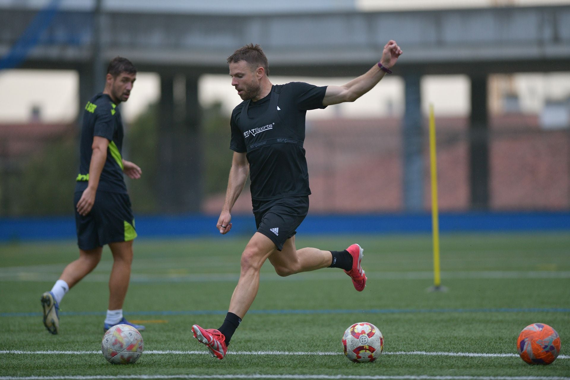 Illarramendi se entrena en el campo de San Miguel