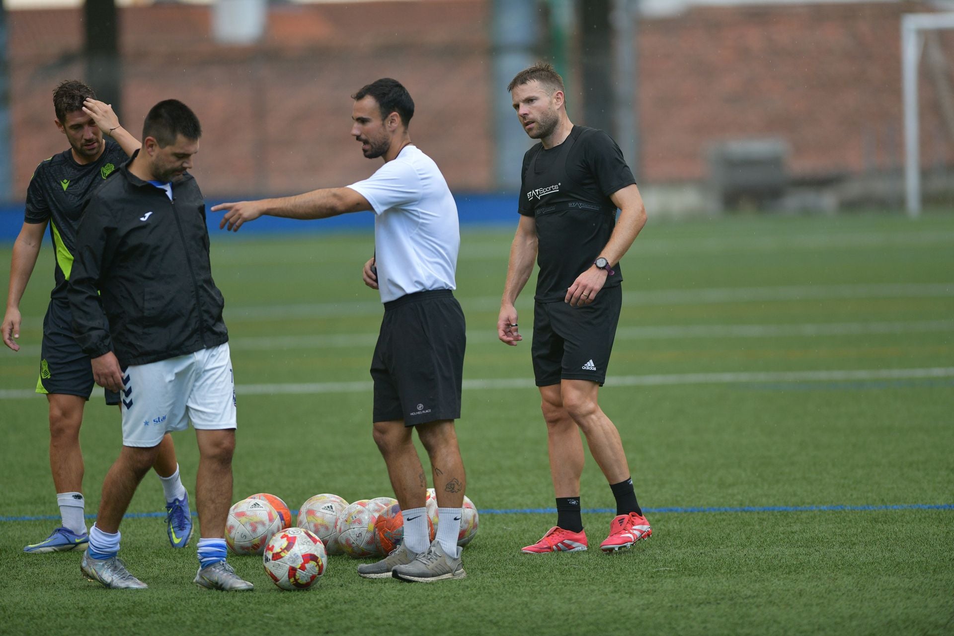 Illarramendi se entrena en el campo de San Miguel