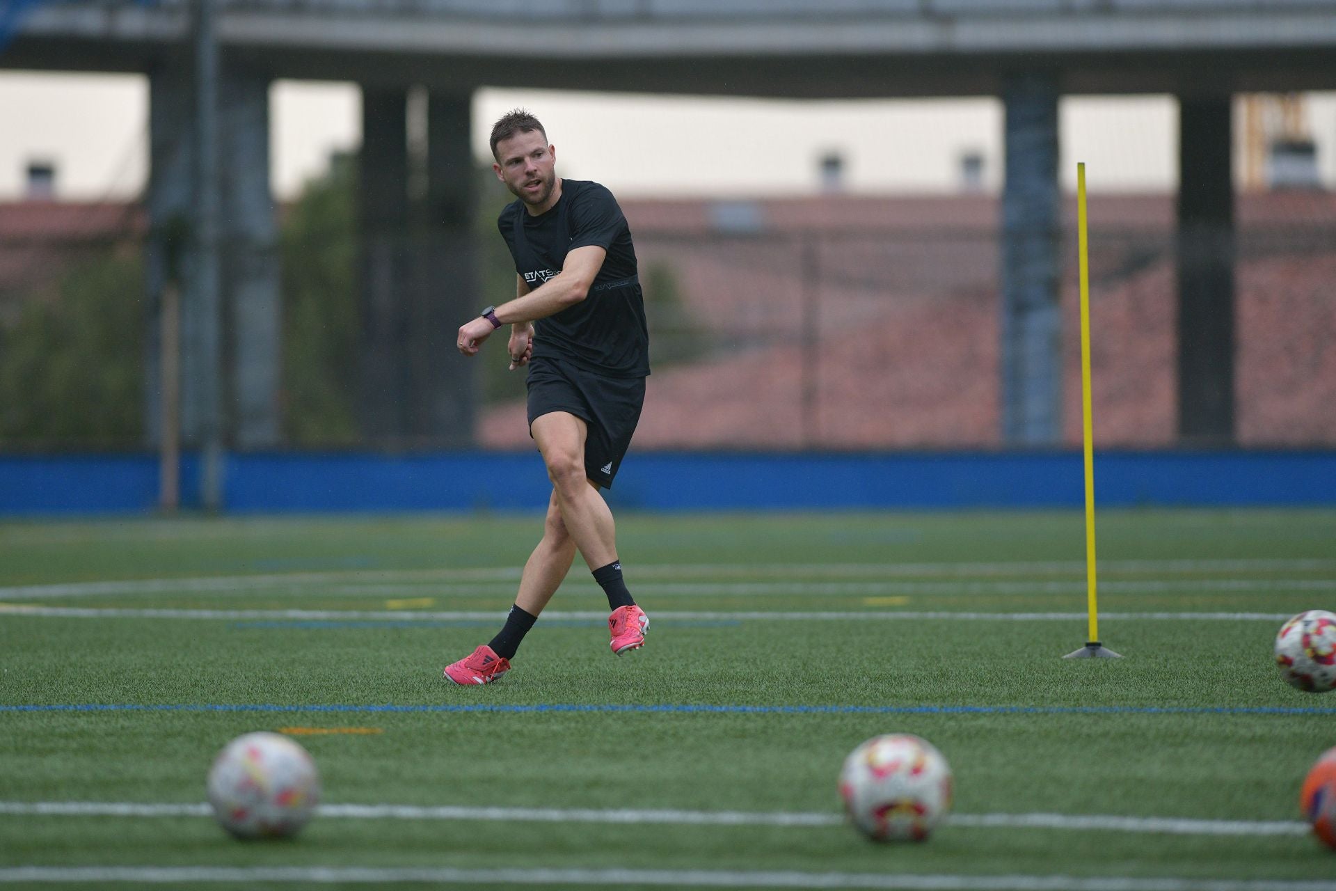 Illarramendi se entrena en el campo de San Miguel