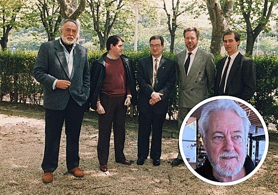 Gorospe, junto a los fundadores de la Filmoteca Vasca, en una imagend e archivo.