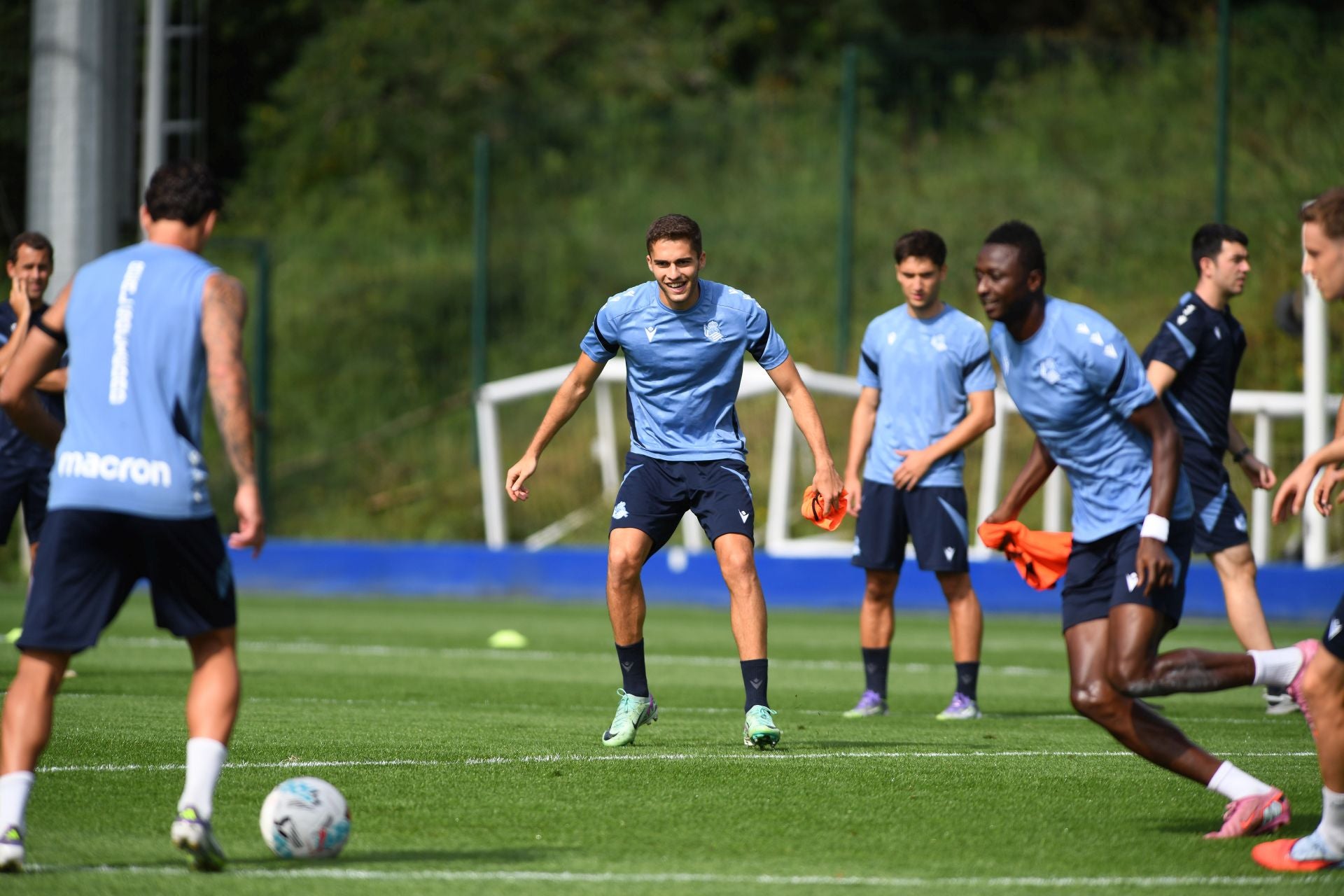 29 realistas a las órdenes de Sergio