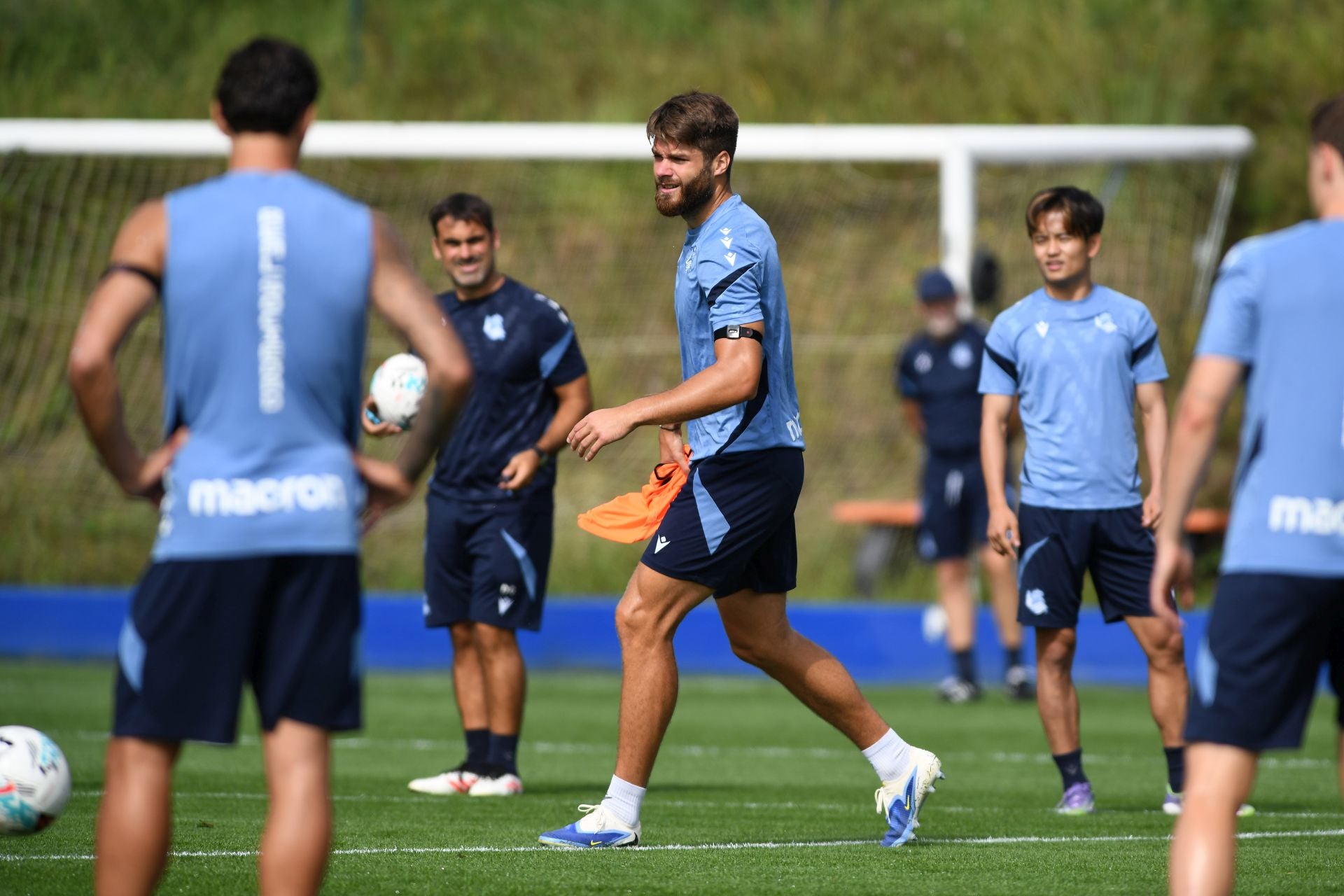 29 realistas a las órdenes de Sergio