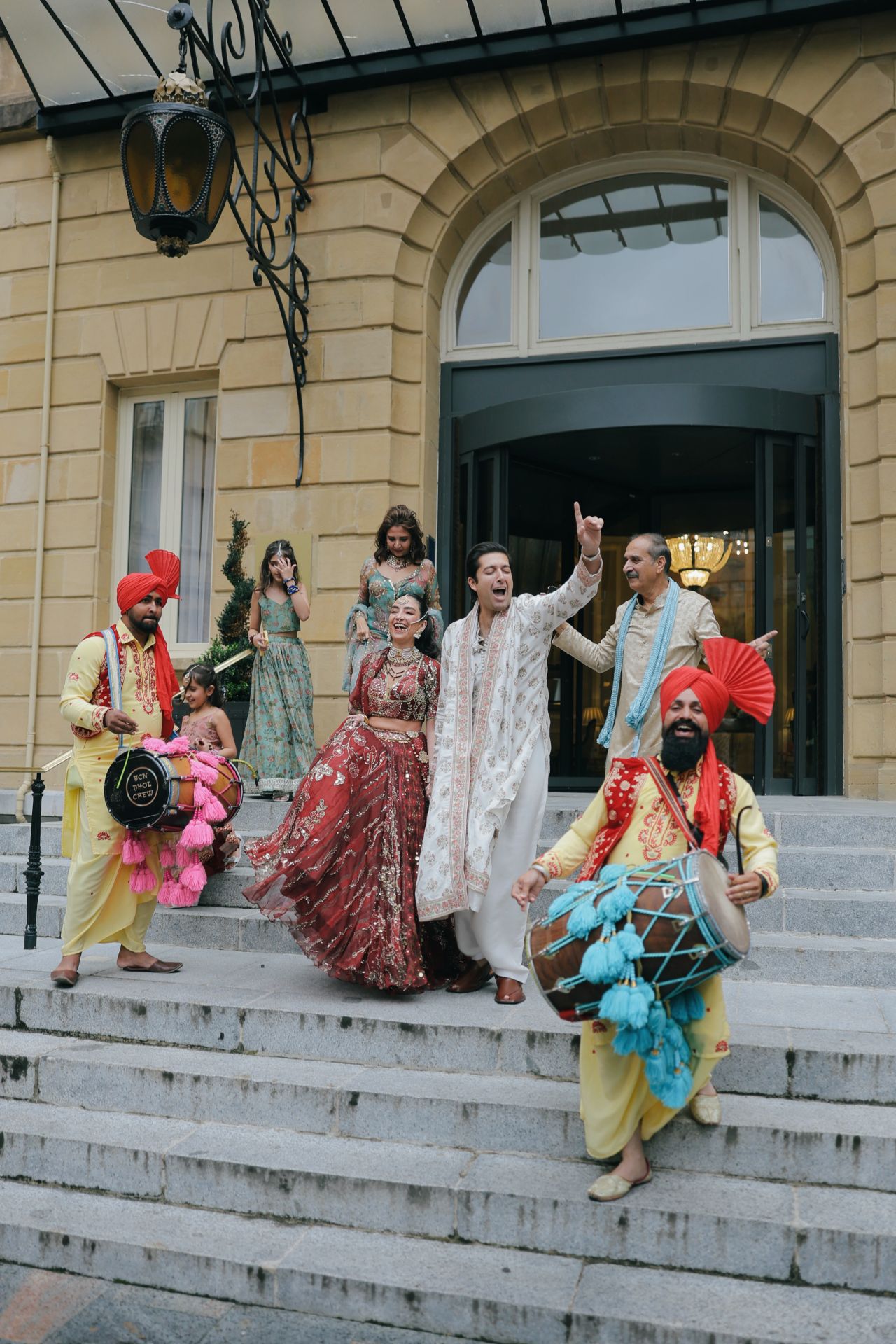 Gran boda multicultural en Donostia