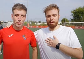 Beñat Garro junto a Ibai Llanos en su presentación.