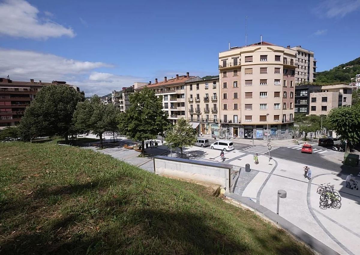 Imagen secundaria 1 - Una ruta bajo tierra que abre espacios en la superficie