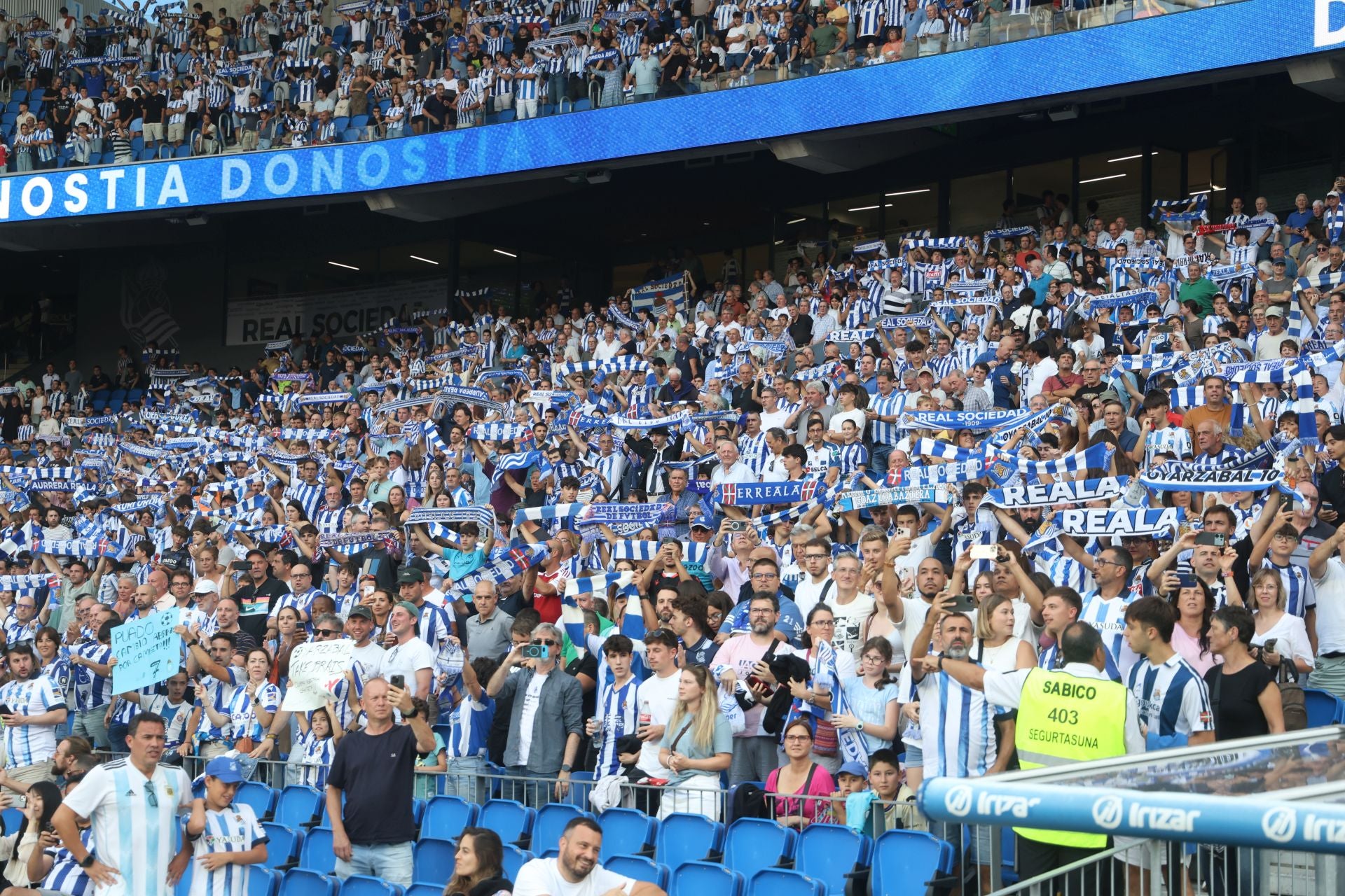 ¿Has estado en Anoeta? ¡Búscate en la grada!