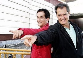 (Foto de archivo) El Dúo Dinámico actúa en Asturias en 2007.