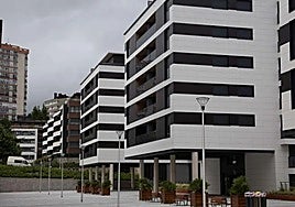 Bloque de viviendas tasadas en Jolastokieta, en Altza.