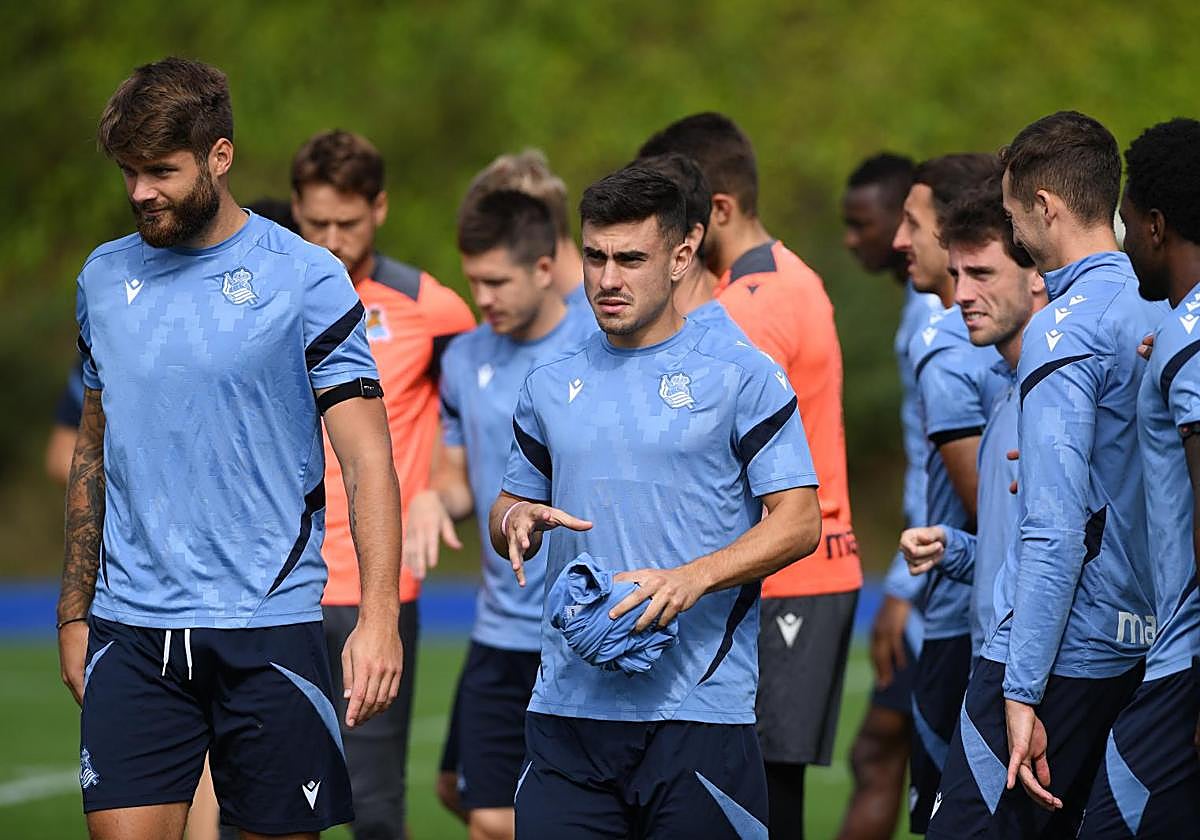 Los jugadores de la Real, entrenándose en Zubieta