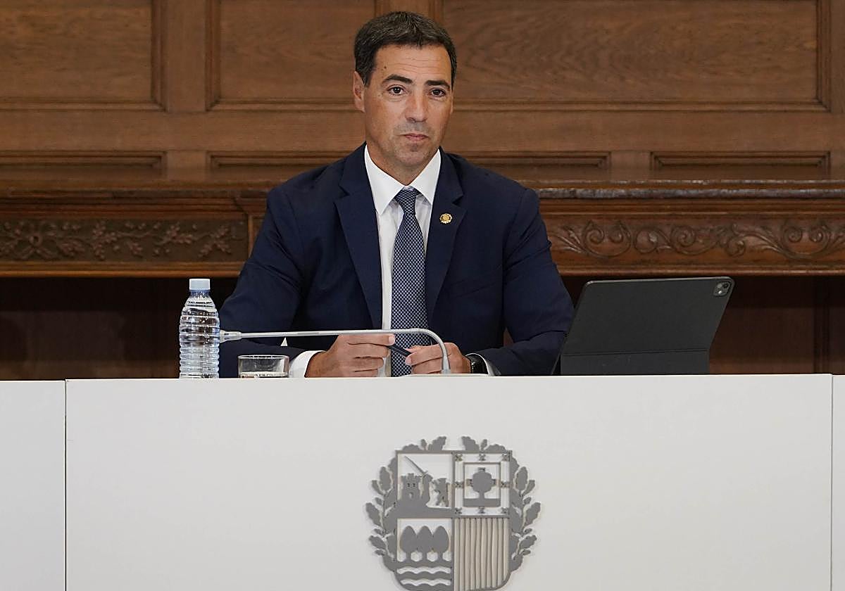 Imanol Pradales, antes del arranque del Consejo de Gobierno de inicio de curso en Miramar.