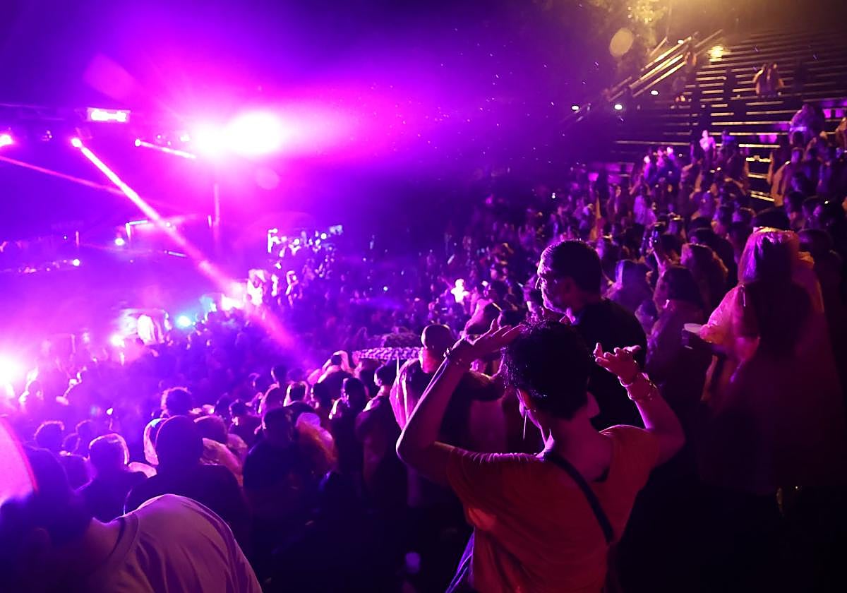 El anfiteatro de Miramon ha vivido una fiesta electrónica.