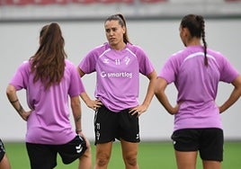 Las armeras han entrenado duro para preparar su debut.