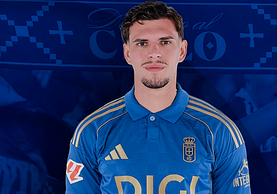 Javi López, con la camiseta del Oviedo, su nuevo club.