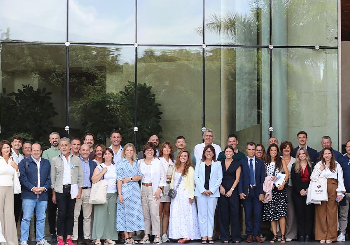 Miembros de la delegación vasca en México.