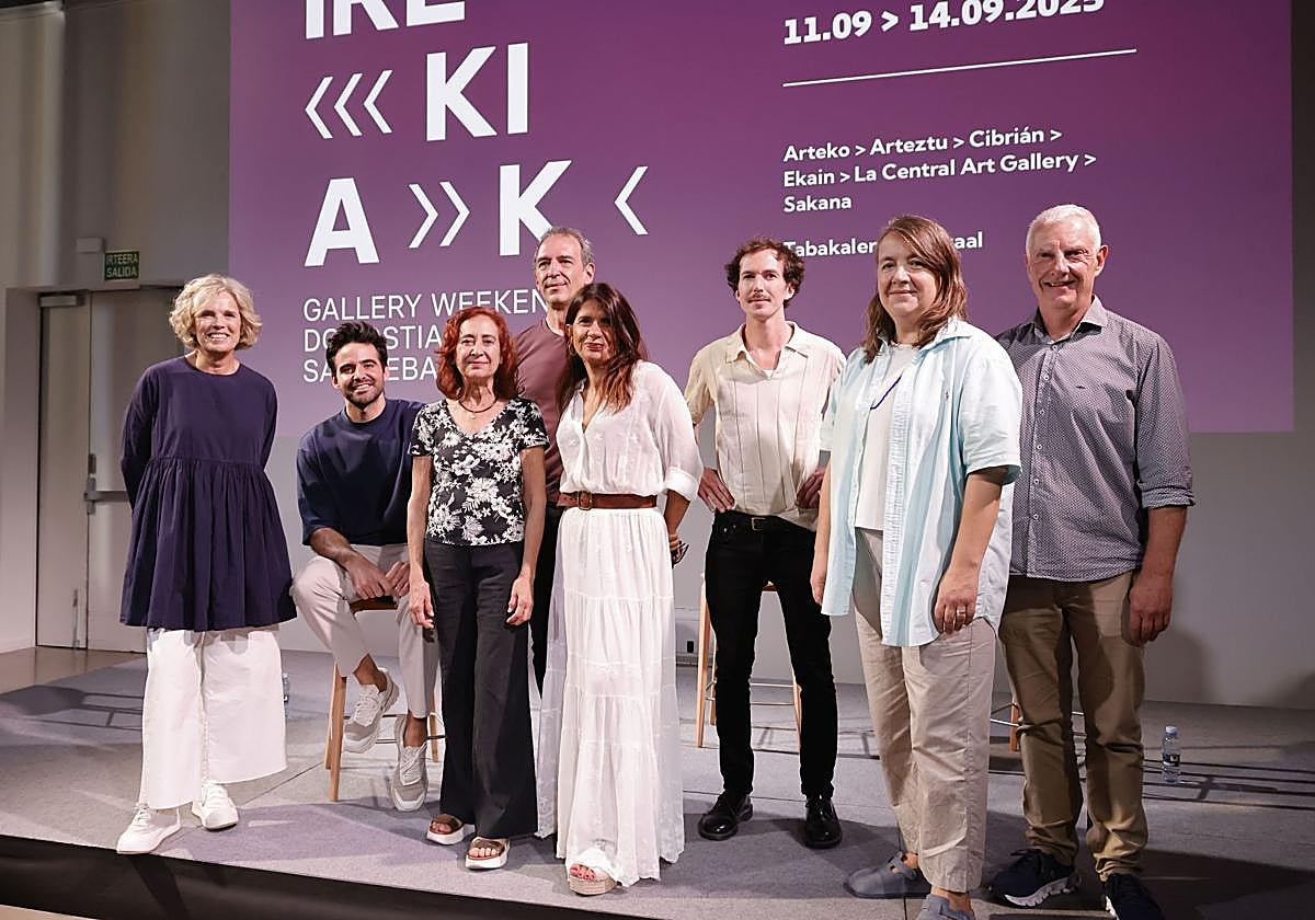Galeristas y organizadores de la iniciativa, este miércoles en Tabakalera, en la presentación de Irekiak Gallery Weekend.