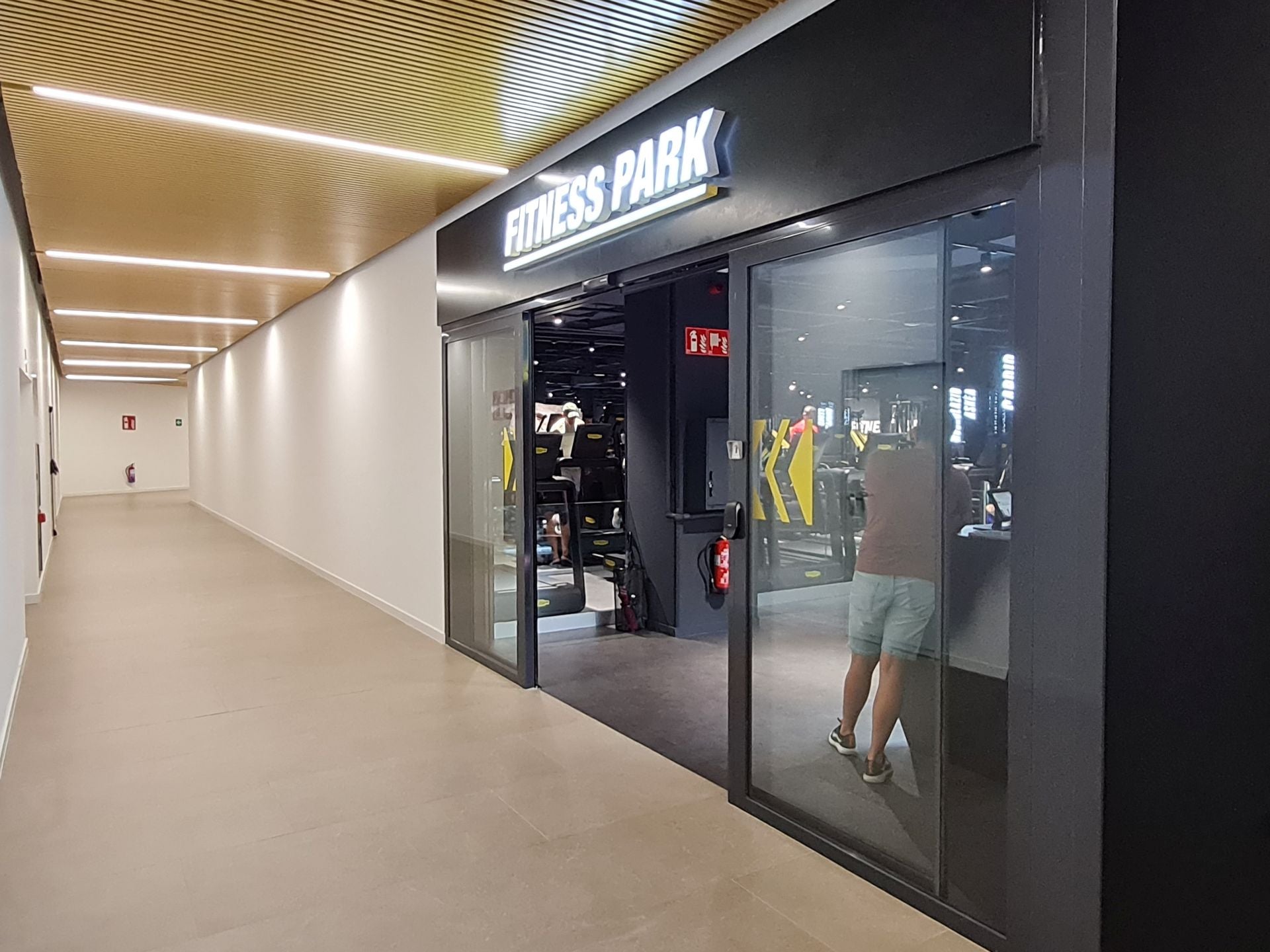 Imagen principal - La Bretxa acelera en su transformación y prevé abrir el mercado en otoño de 2026