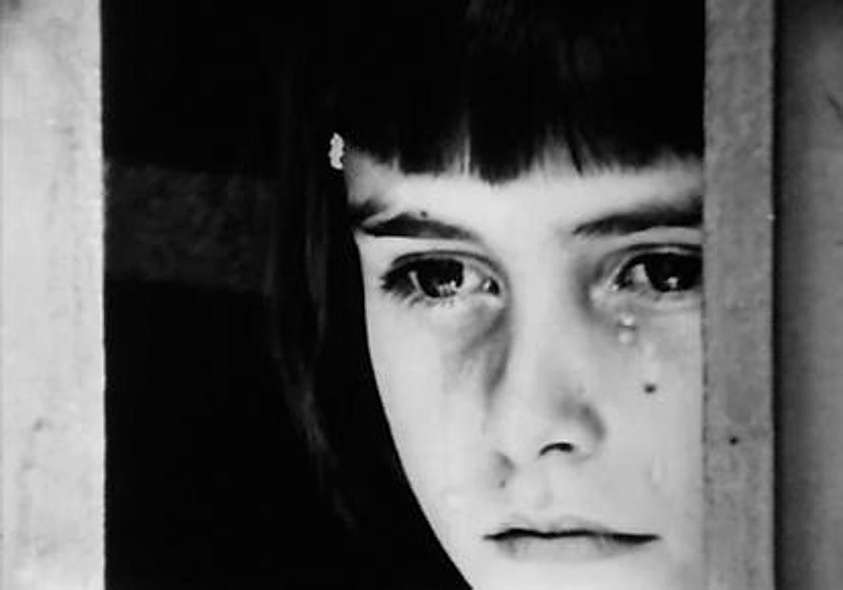 Fotograma de la película 'En el balcón vacío'.