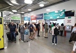 La concesión está en manos de Azora y Caser, que rechazan dar datos