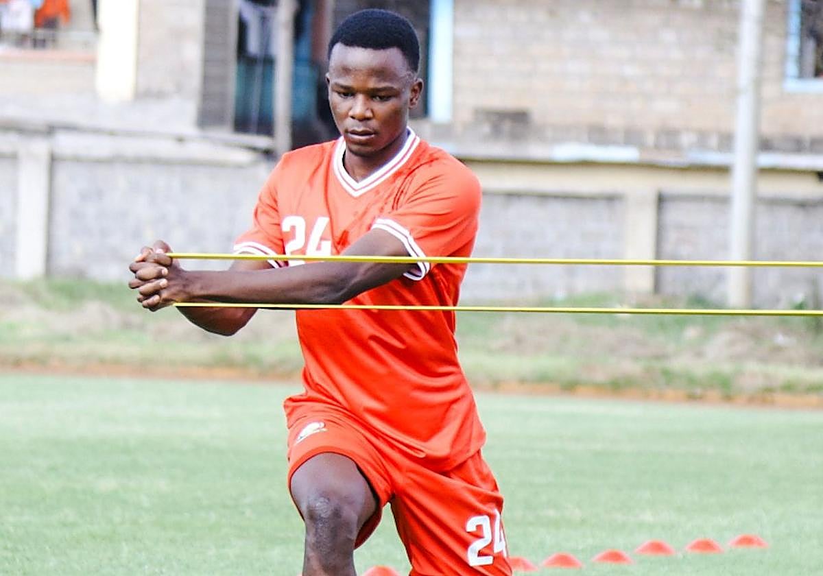 Ochieng, en un entrenamiento con la selección de Kenia