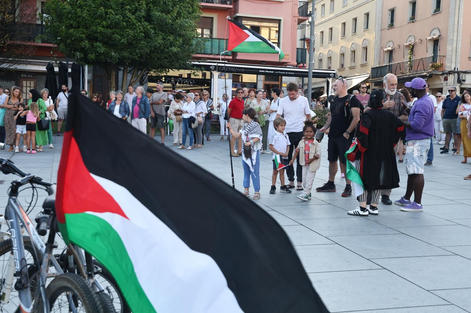 Gipuzkoa &#039;retumba&#039; contra la guerra en Gaza