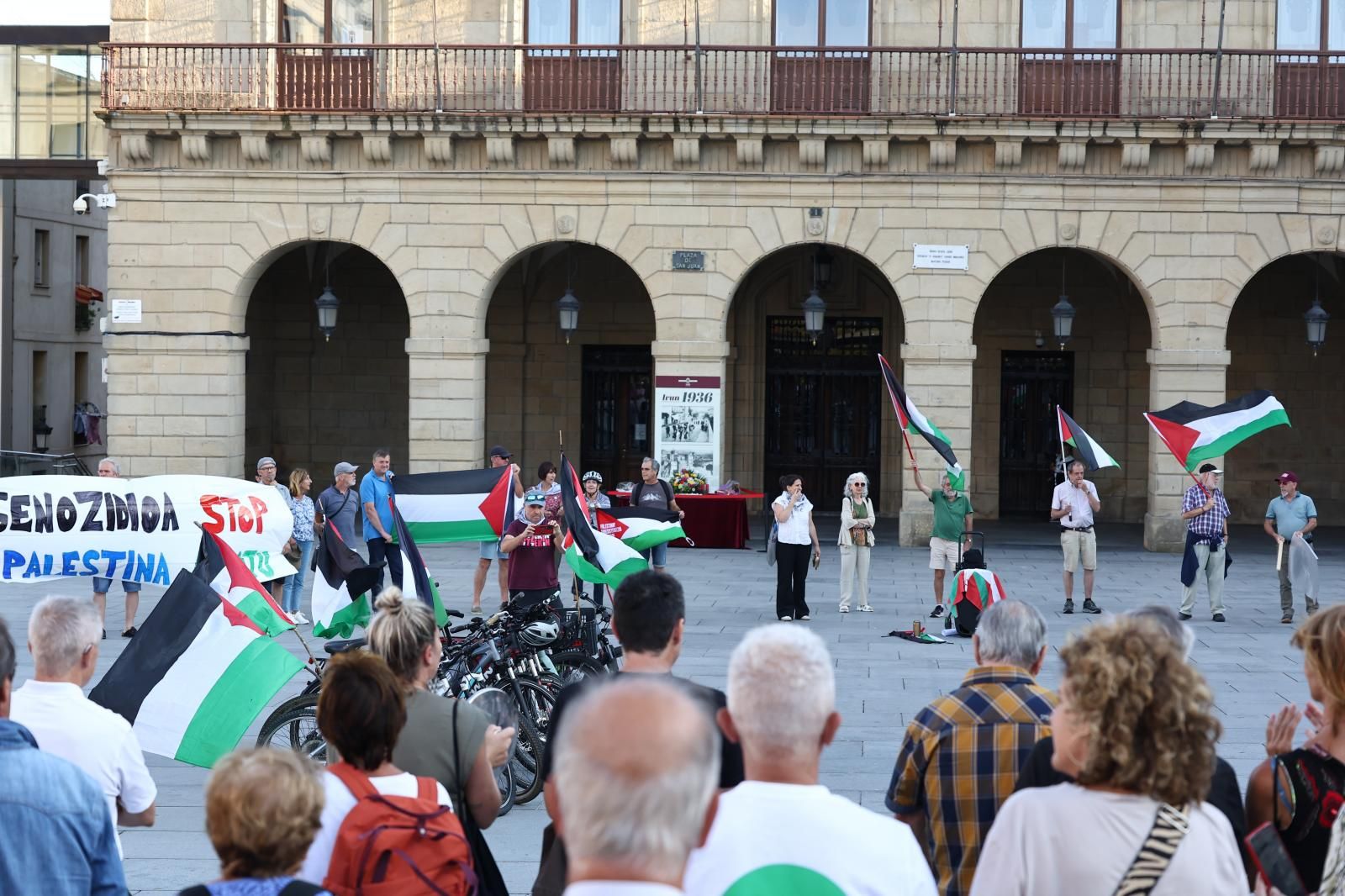 Gipuzkoa &#039;retumba&#039; contra la guerra en Gaza