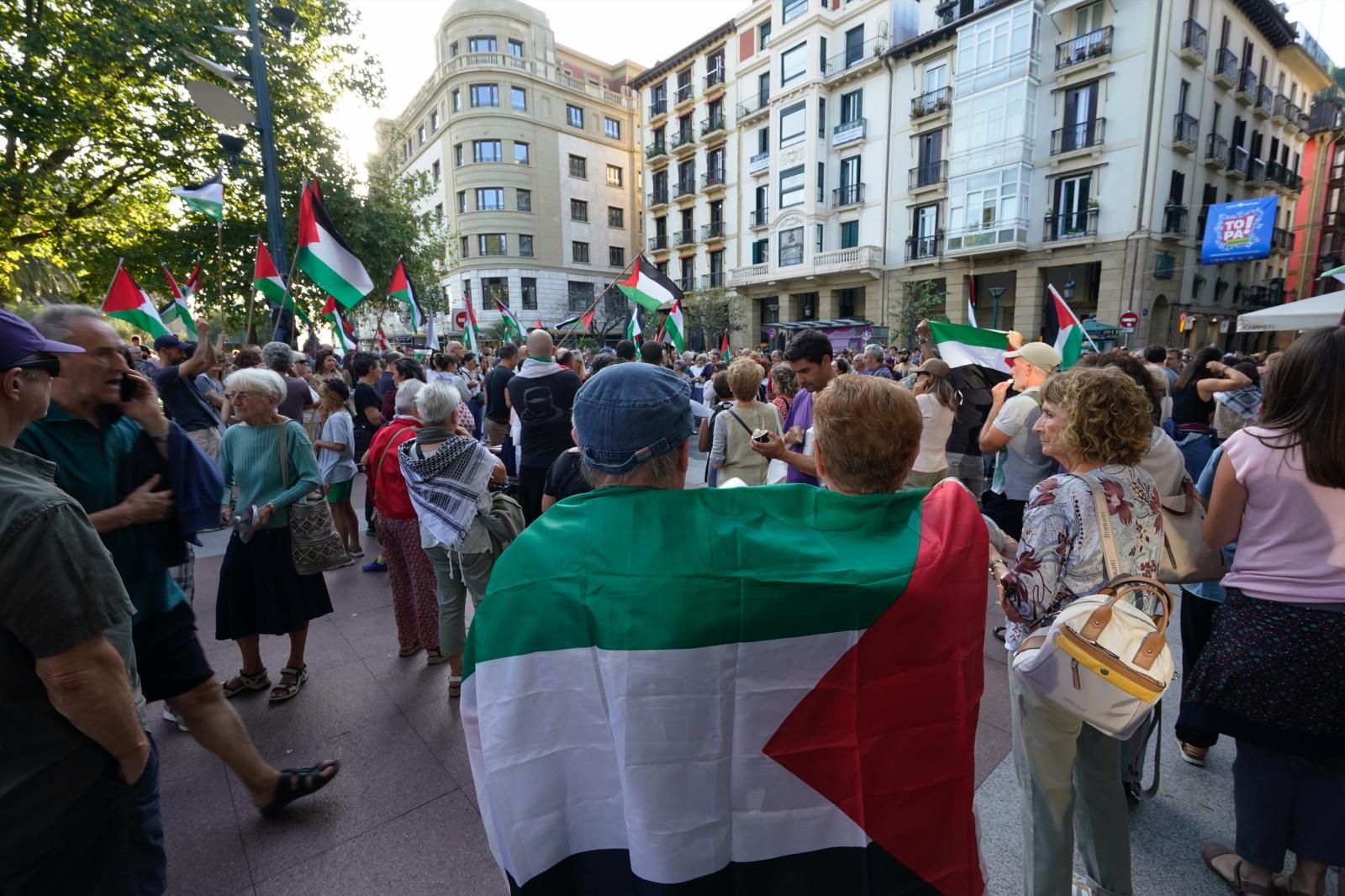 Gipuzkoa &#039;retumba&#039; contra la guerra en Gaza
