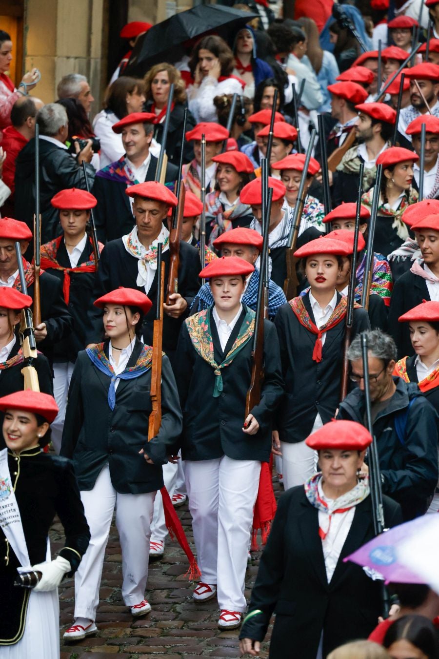 Las mejores imágenes del desfile de la compañía Jaikibel