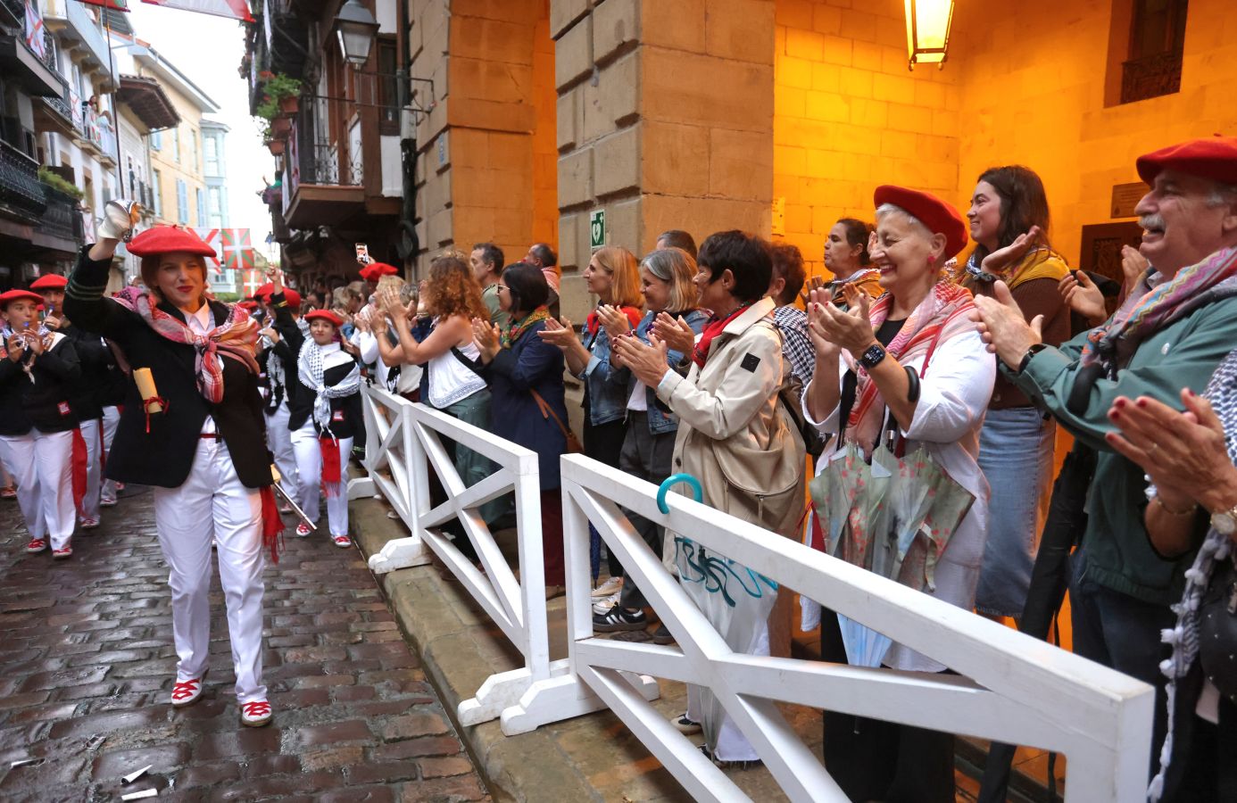 Las mejores imágenes del desfile de la compañía Jaikibel