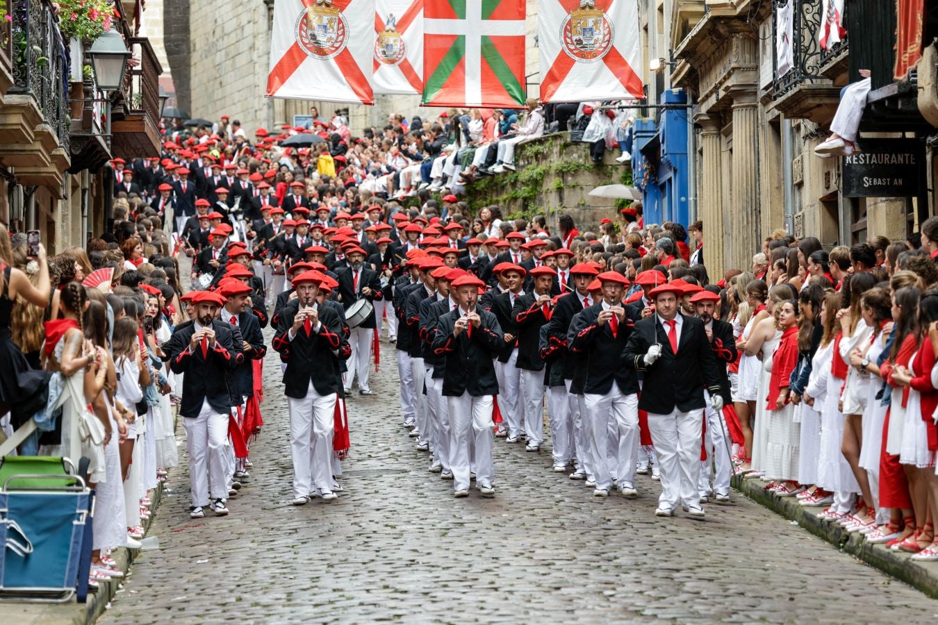 El desfile del Alarde, en imágenes
