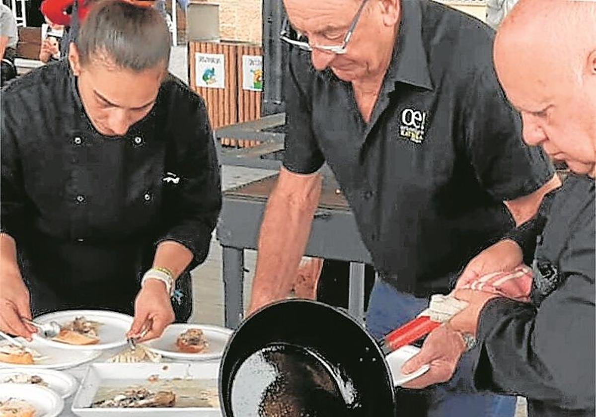 Herriko parrilleroek arrainaren prestaketa sekretuak erakutsiko dituzte.