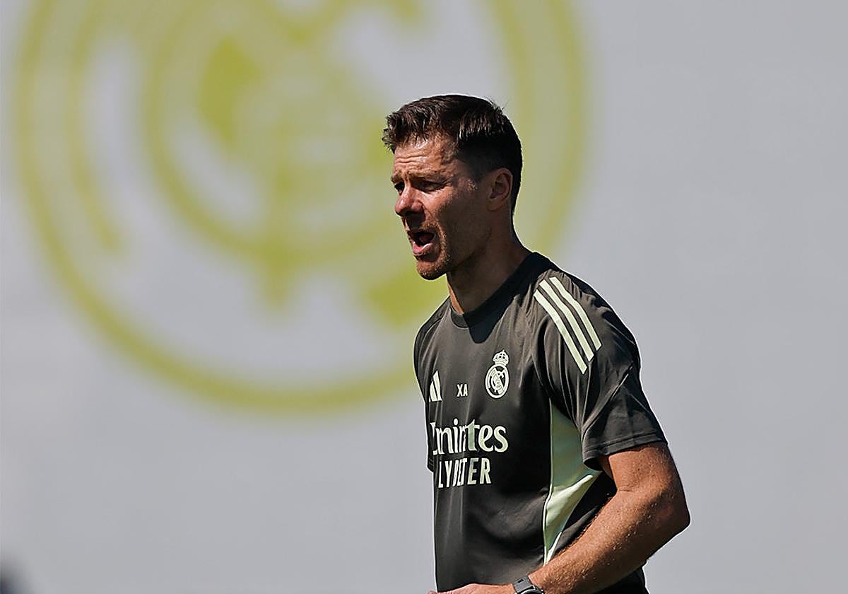 Xabi Alonso ayer en Valdebebas.