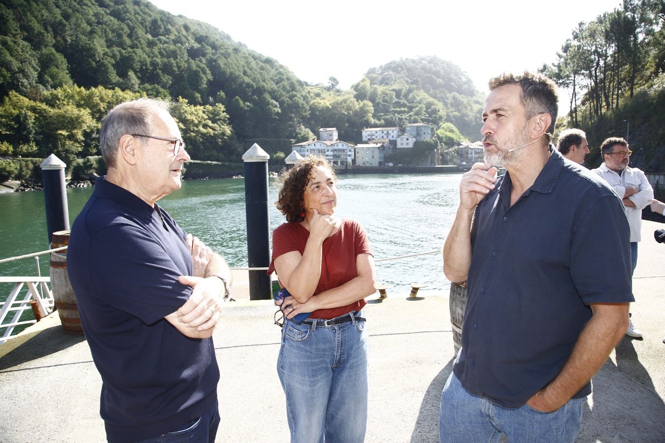 Hilario Arbelaitz, con Xabier Agote, fundador y presidente del astillero Albaola.