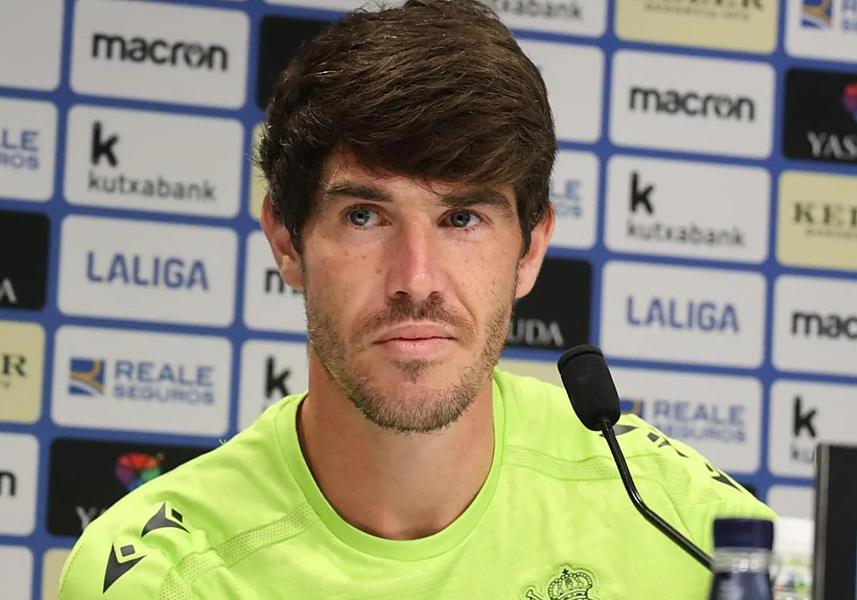 El jugador de la Real Sociedad Aritz Elustondo, en una imagen de archivo.