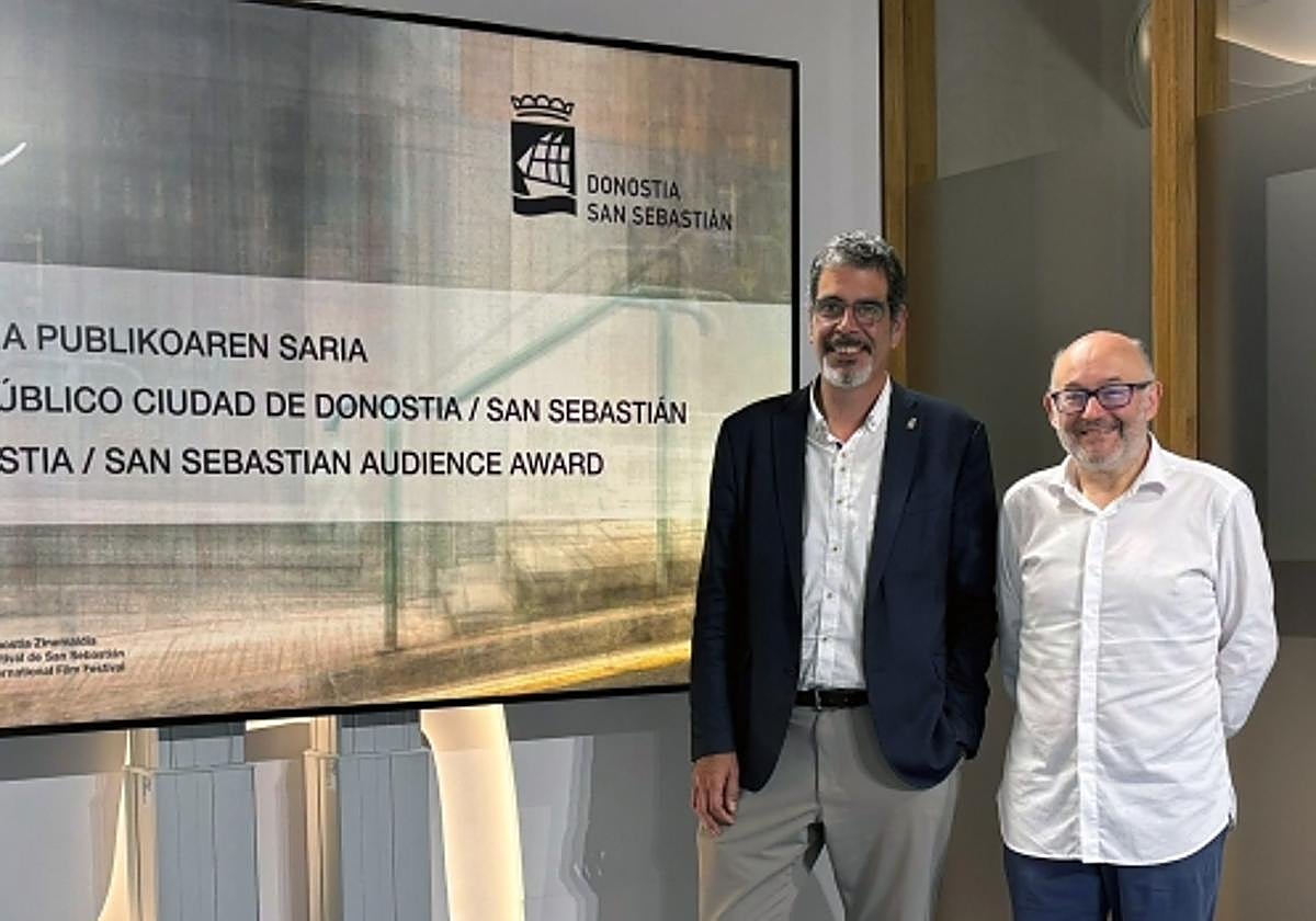 Eneko Goia y José Luis Rebordinos, en la presentación del Premio.