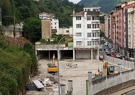 El Ayuntamiento ha dado un paso definitivo para posibilitar la regeneración del área de Barrena, en la zona del edificio Hijos de Gabilondo.