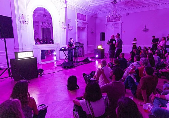 Eneritz Furyak en el Teatro Escondido en el interior del Palacio Miramar.