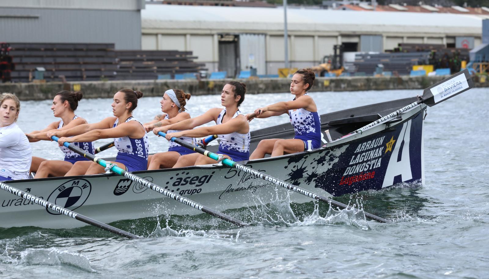 Arraun invita a DV a compartir un entrenamiento antes de la regata