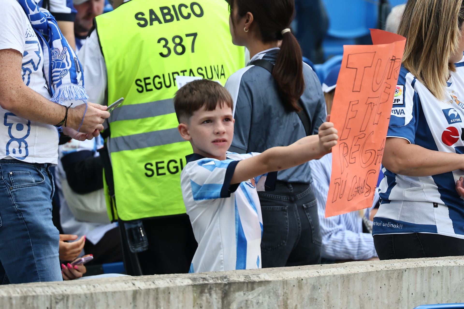 ¿Has estado en Anoeta? ¡Búscate en la grada!
