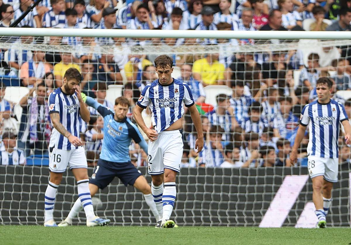 Goti se lamenta tras el primer gol, en cuya génesis está un mal pase suyo