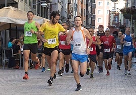 Esta mañana se celebra la 30 edición de la subida a Arrate en memoria de Simón Aldazabal.