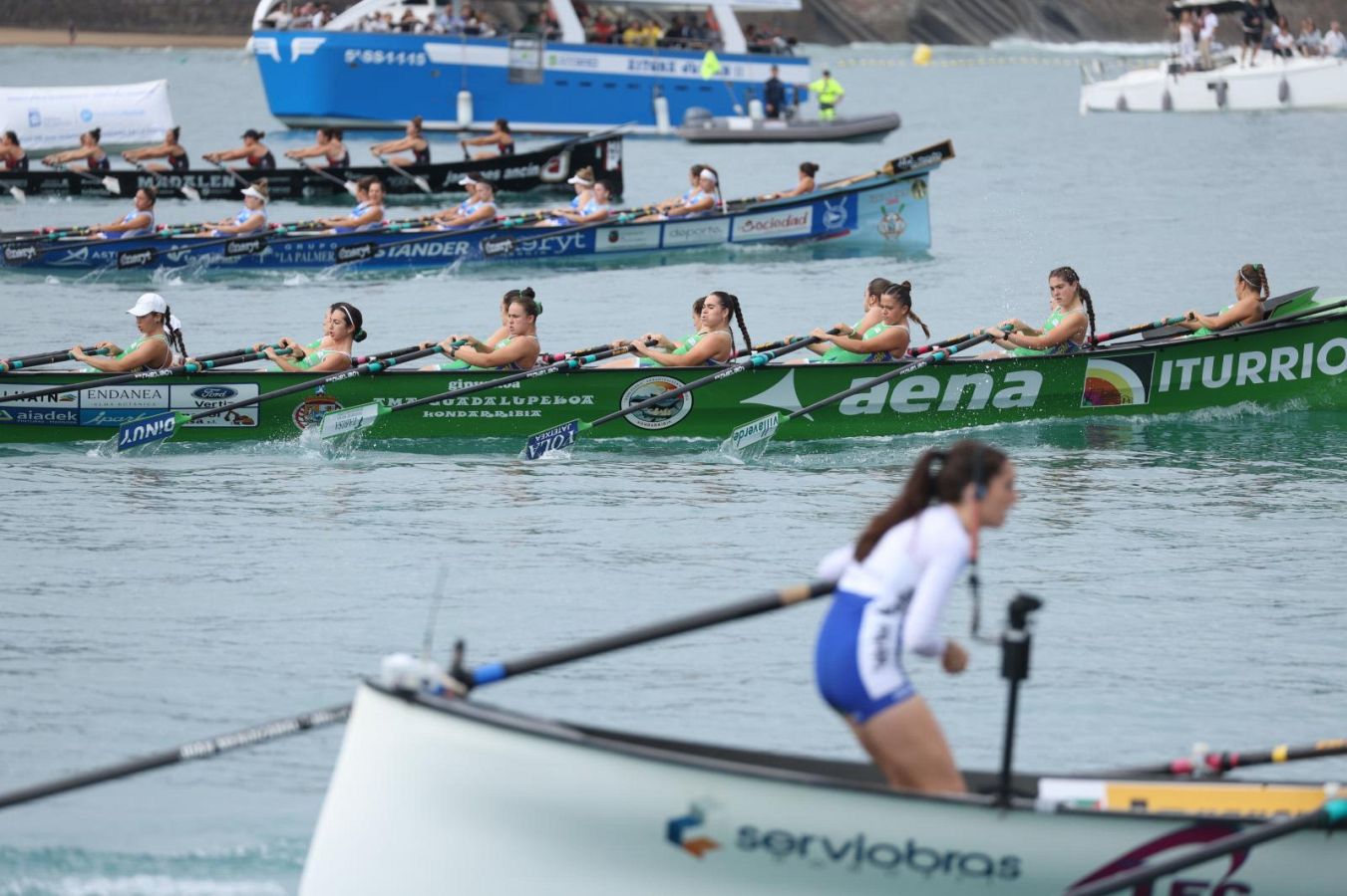 Las imágenes de la regata femenina